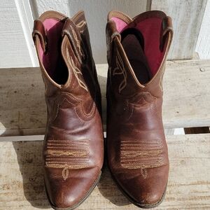 Ariat Brown Leather Ankle Booties with Pink Lining Boots Kids